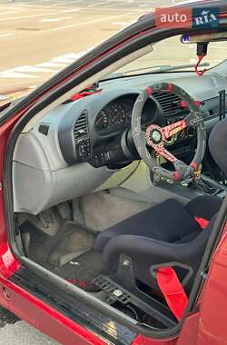 Седан BMW 3 Series 1990 в 