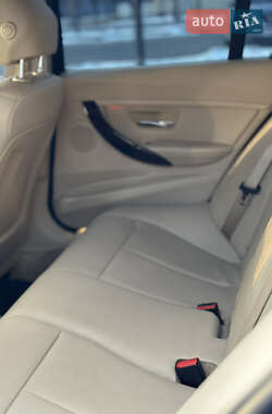 Седан BMW 3 Series 2015 в 