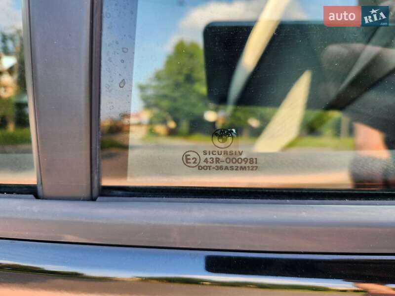 Седан BMW 3 Series 2000 в Луцке