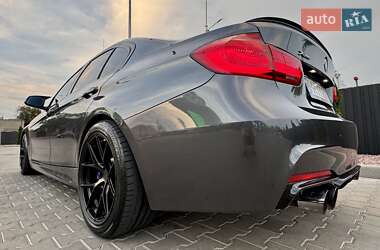 Седан BMW 3 Series 2016 в 