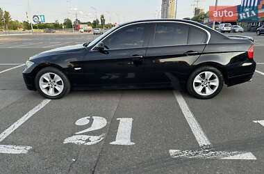 Седан BMW 3 Series 2007 в Киеве