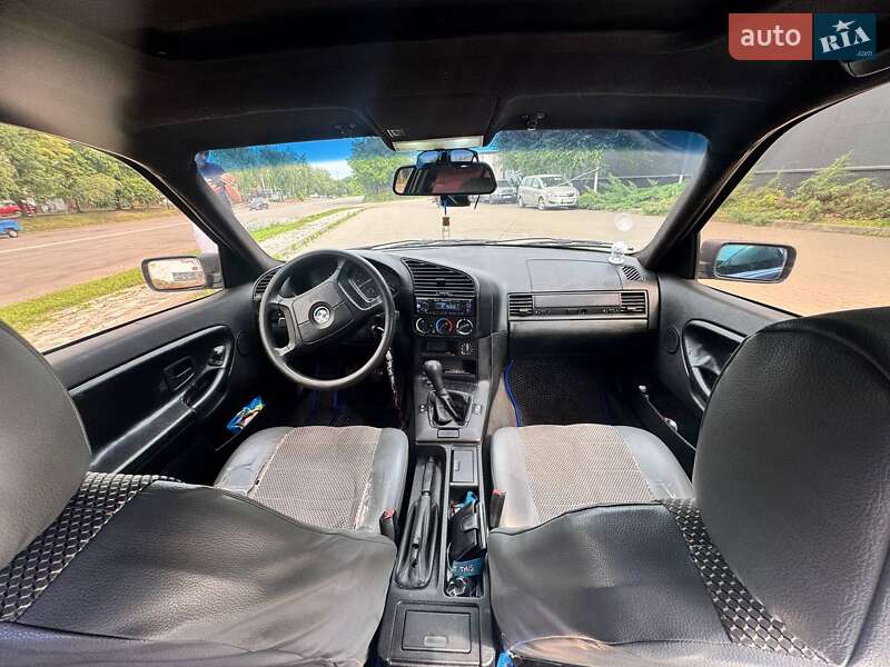 Седан BMW 3 Series 1997 в Белой Церкви