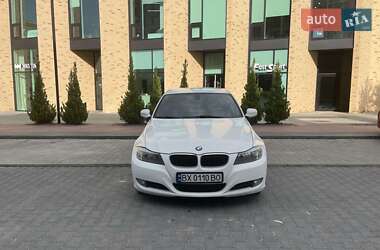 Седан BMW 3 Series 2011 в 