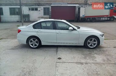 Седан BMW 3 Series 2015 в 