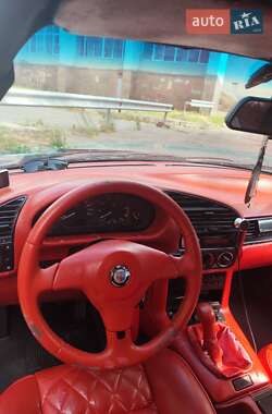 Седан BMW 3 Series 1993 в Первомайске