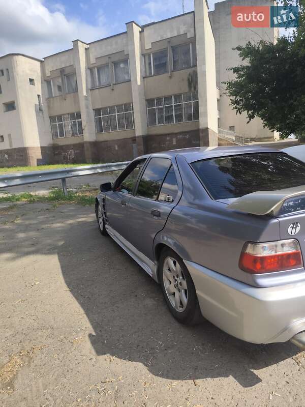 Седан BMW 3 Series 1993 в Первомайске