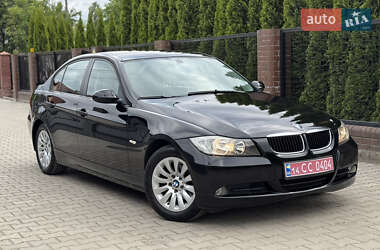 Седан BMW 3 Series 2005 в Калуше