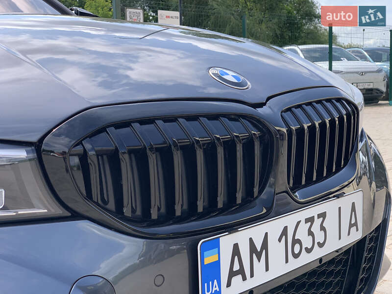 Седан BMW 3 Series 2019 в Бердичеві