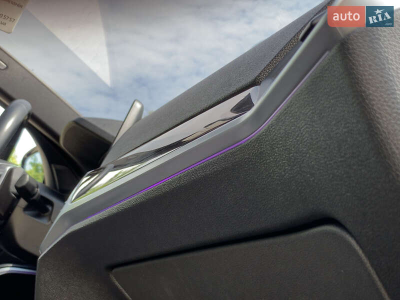 Седан BMW 3 Series 2019 в Бердичеві