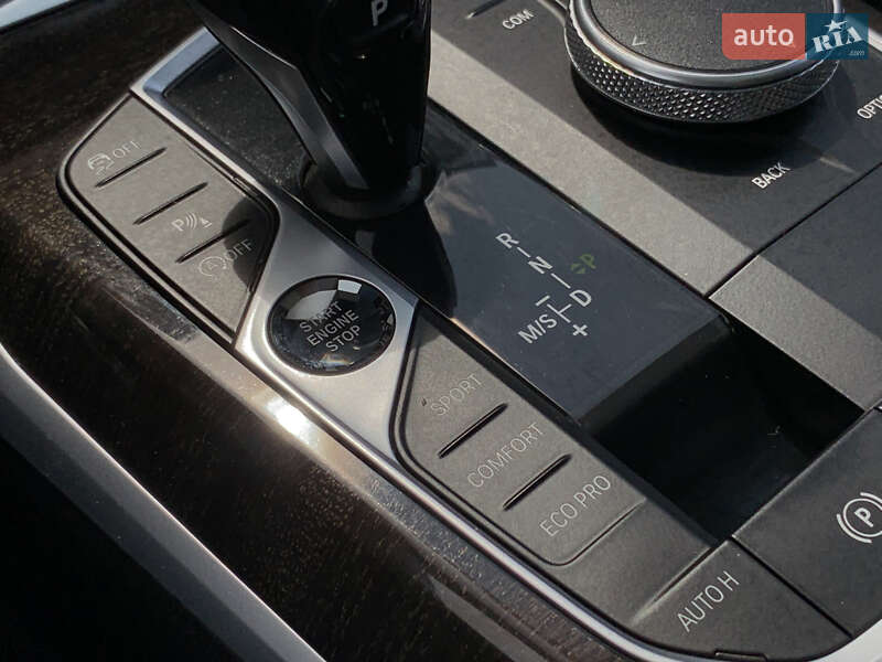 Седан BMW 3 Series 2019 в Бердичеві