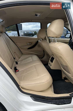 Седан BMW 3 Series 2012 в 