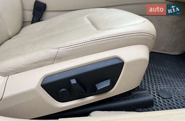 Седан BMW 3 Series 2012 в 