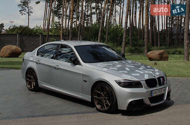 Седан BMW 3 Series 2011 в Житомирі