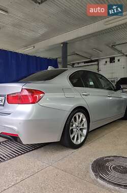 Седан BMW 3 Series 2015 в 