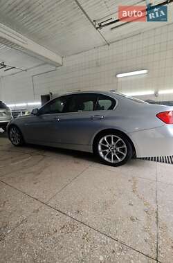 Седан BMW 3 Series 2015 в 