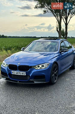Седан BMW 3 Series 2012 в Магдалинівці