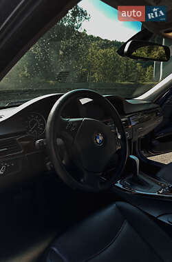 Седан BMW 3 Series 2011 в 