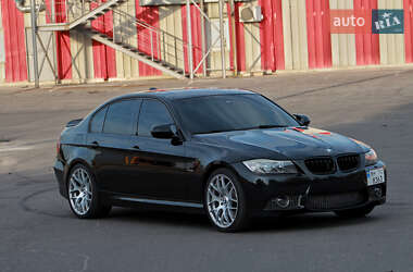 Седан BMW 3 Series 2010 в Харкові
