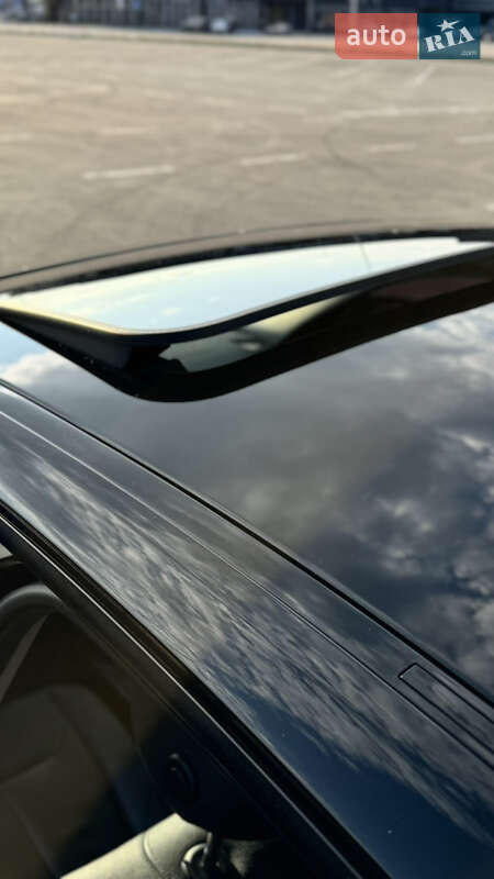 Седан BMW 3 Series 2014 в Дніпрі