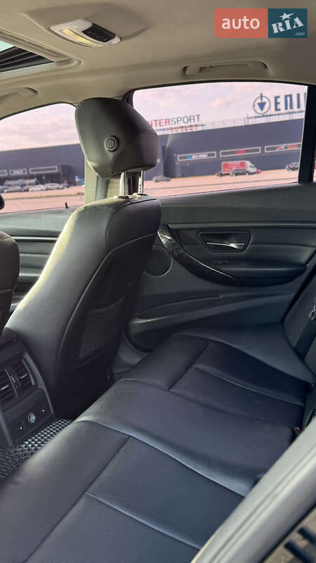 Седан BMW 3 Series 2014 в Дніпрі