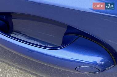 Седан BMW 3 Series 2022 в 