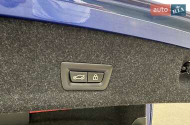 Седан BMW 3 Series 2022 в 