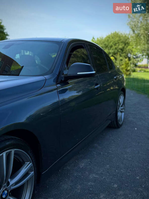 Седан BMW 3 Series 2015 в Хмельницком