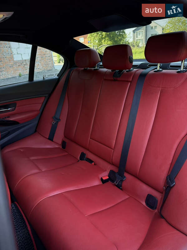 Седан BMW 3 Series 2015 в Хмельницком