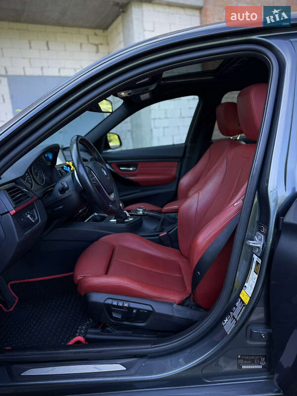 Седан BMW 3 Series 2015 в Хмельницком