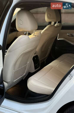 Седан BMW 3 Series 2020 в 