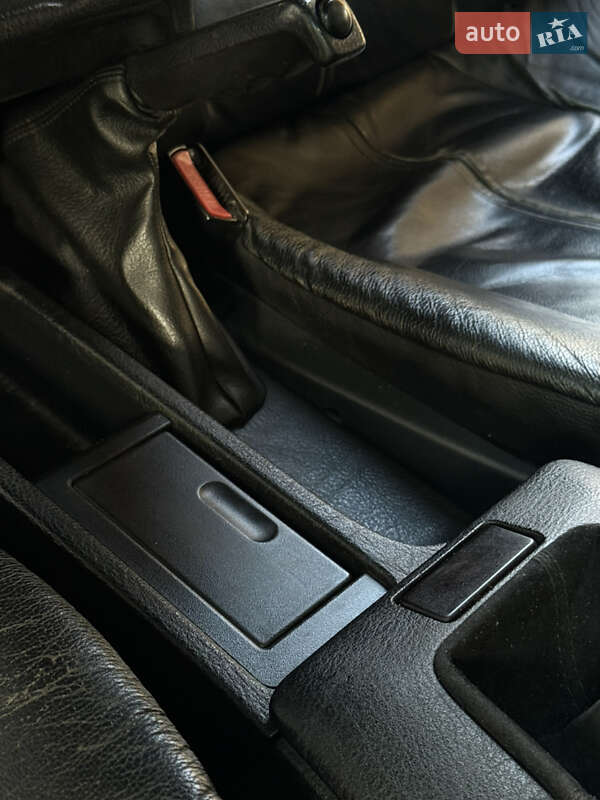 Седан BMW 3 Series 1995 в Одесі