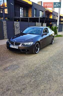 Купе BMW 3 Series 2011 в 