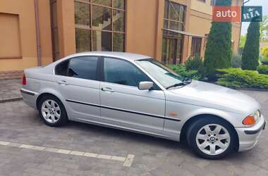Седан BMW 3 Series 1999 в Береговому