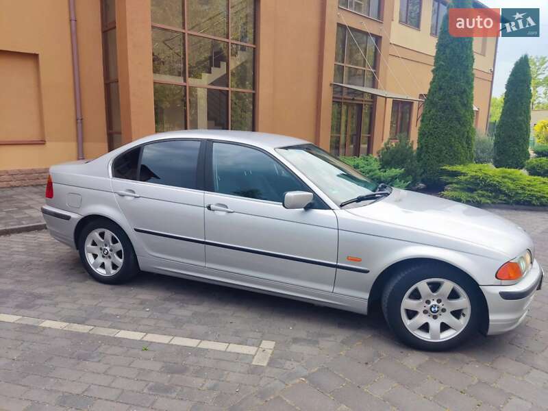 Седан BMW 3 Series 1999 в Берегово