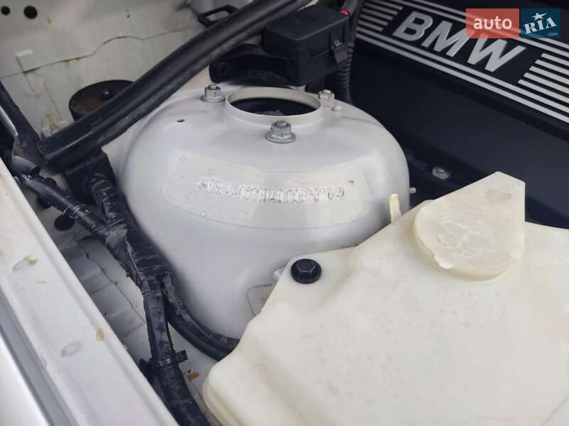 Седан BMW 3 Series 1999 в Берегово