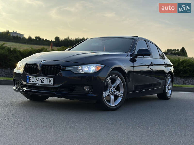 Седан BMW 3 Series 2013 в 
