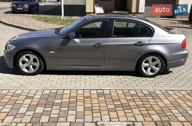 Седан BMW 3 Series 2010 в Костопілі