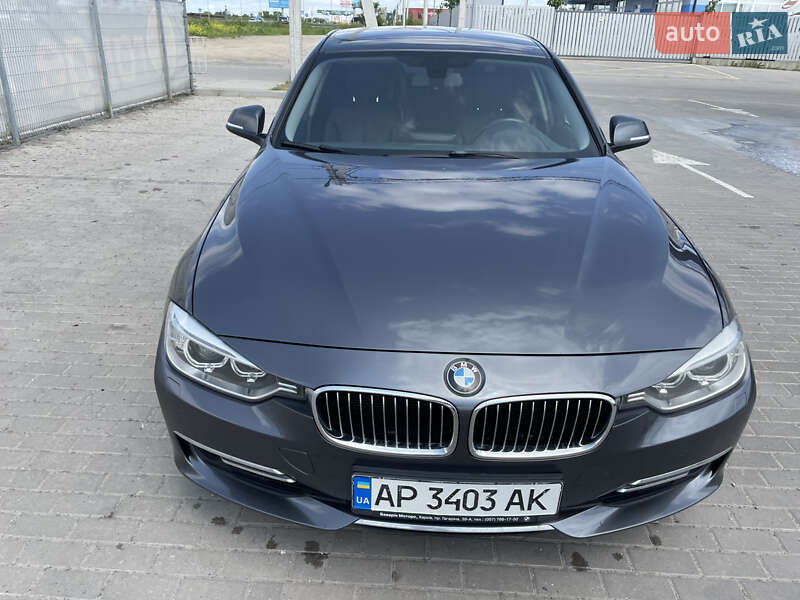 Седан BMW 3 Series 2012 в Львове