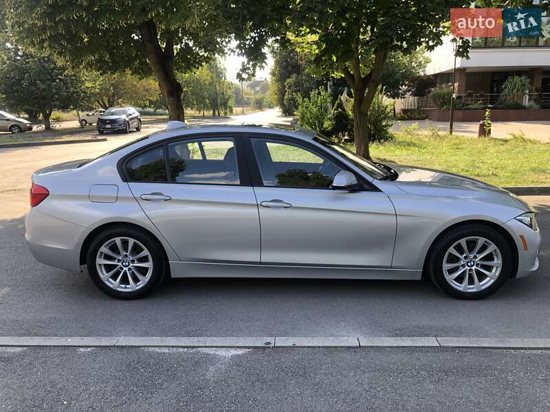Седан BMW 3 Series 2016 в Вінниці
