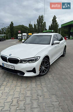 Седан BMW 3 Series 2022 в Горішніх Плавнях