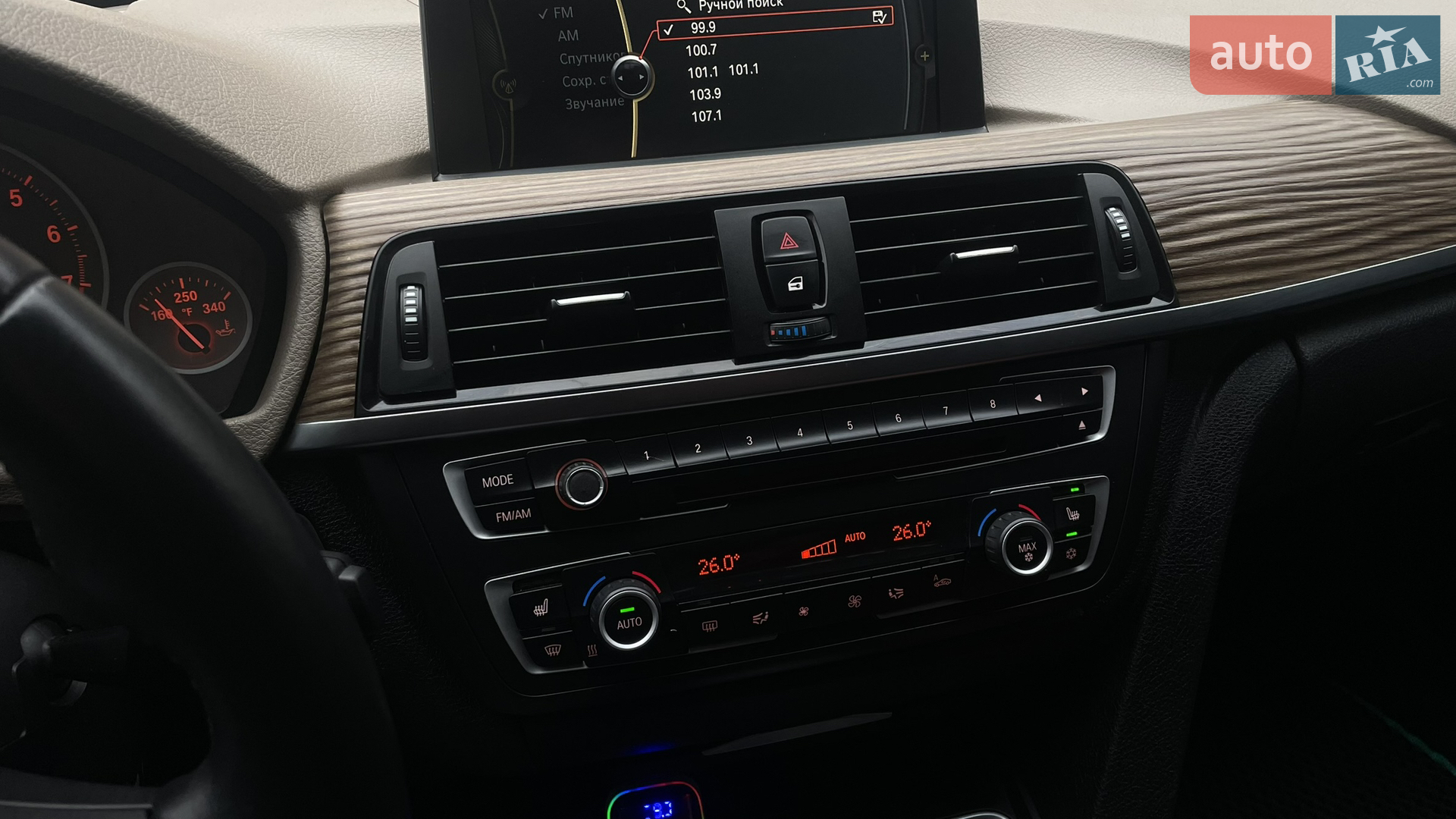 2012 BMW 3er - мініатюра 11