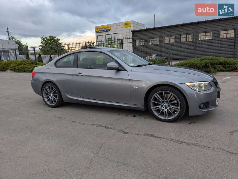 Купе BMW 3 Series 2010 в Киеве фото 12 Купе BMW 3 Series 2010 в Киеве