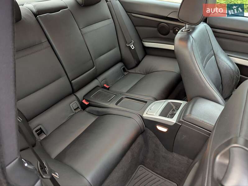 Купе BMW 3 Series 2010 в Киеве фото 18 Купе BMW 3 Series 2010 в Киеве