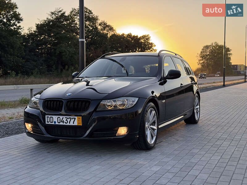 Универсал BMW 3 Series 2009 в 