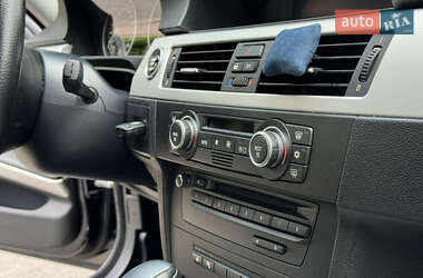 Универсал BMW 3 Series 2009 в 