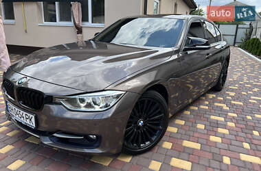 Седан BMW 3 Series 2013 в Новомосковську