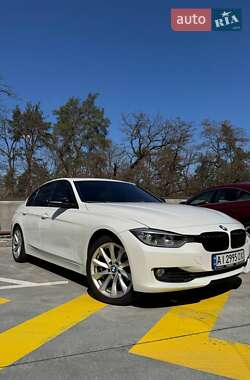 Седан BMW 3 Series 2012 в Києві