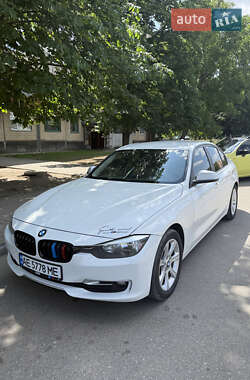 Седан BMW 3 Series 2015 в Покрові