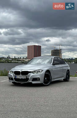 Седан BMW 3 Series 2015 в Киеве