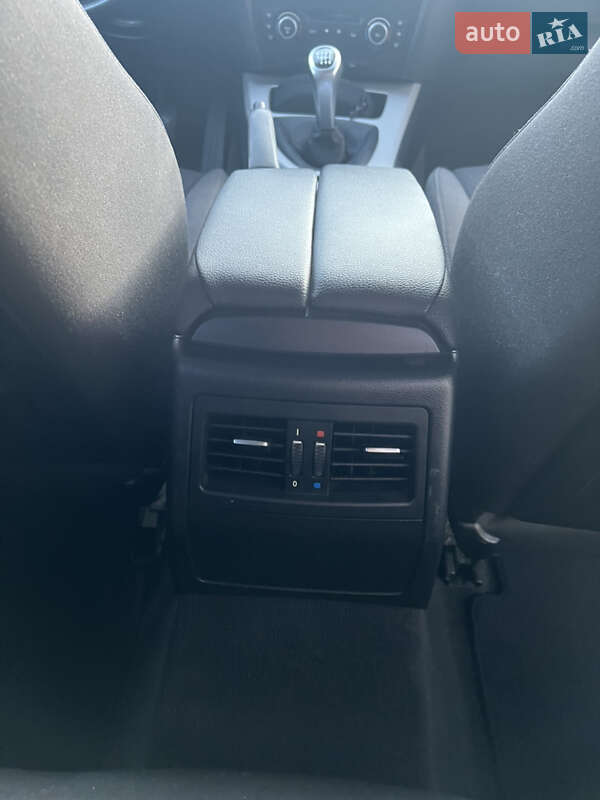 Универсал BMW 3 Series 2010 в Тернополе фото 8 Универсал BMW 3 Series 2010 в Тернополе